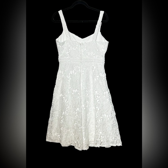 NWT Lulus Divine Beauty White Lace Midi Dress With Pockets, Size Large - Picture 6 of 14